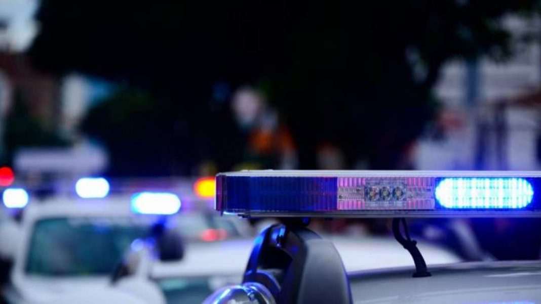 308233-298019-police astynomia
