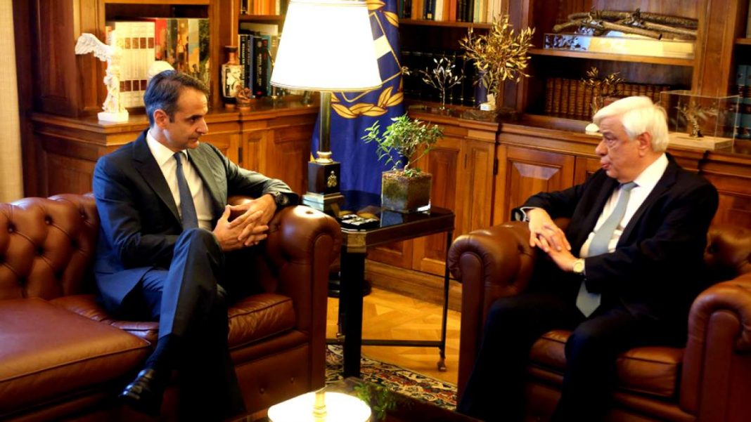 308469-mitsotakis_paulopoulos