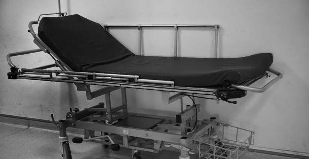 309387-stretcher_hospital_relief_medicine_emergency_medical_treat_litter-1169244