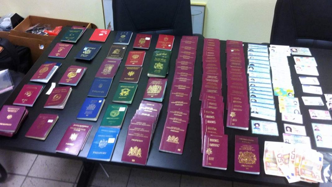311306-1874669-passport (1)