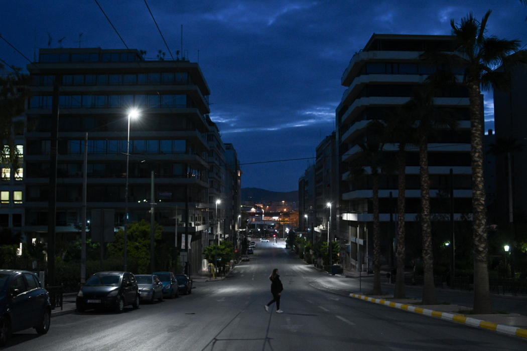 i-kanonikotita-stin-opoia-etoimazontai-na-mas-epanaferoyn