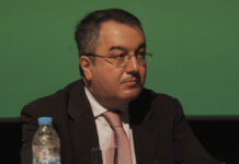 Μόσιαλος: Η παρουσία αντισωμάτων δεν σημαίνει προστασία από τον κοροναϊό