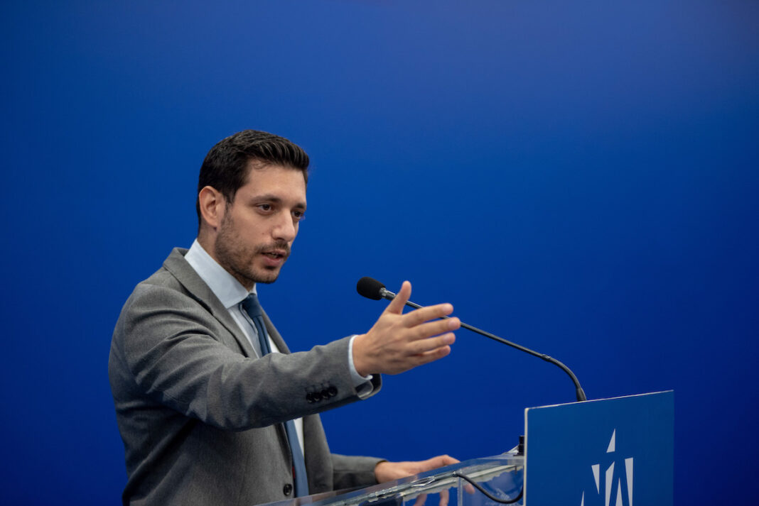 anoixto-endexomeno-prooron-eklogon-afinei-o-kyranakis