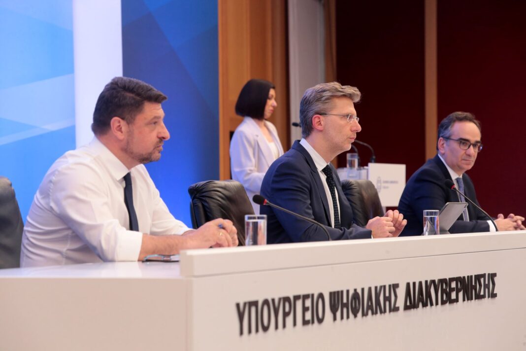 isxyri-systasi-ypokrisia-kai-politiki-adynamia