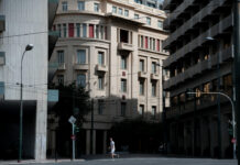 Εκτιμήσεις Σταϊκούρα για 4,7% ύφεση και 20% ανεργία