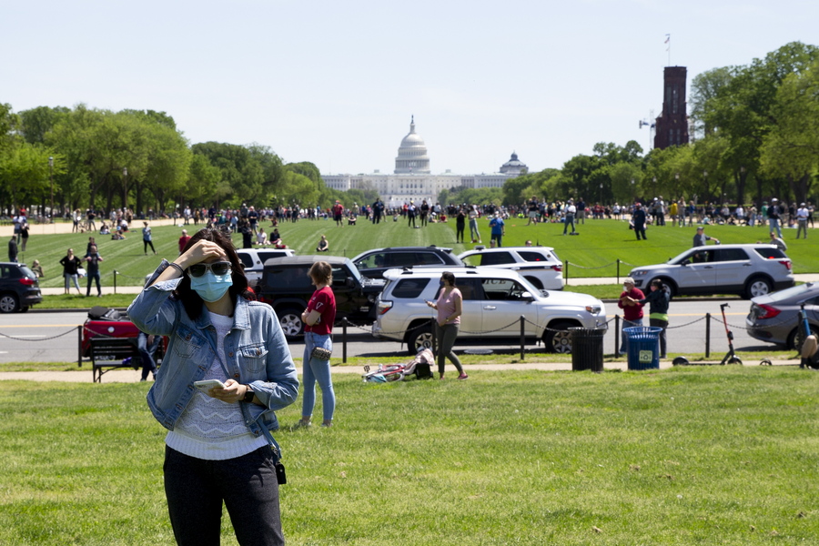 edo-kai-ena-mina-oi-ipa-metroyn-pano-apo-1000-nekroys-tin-imera