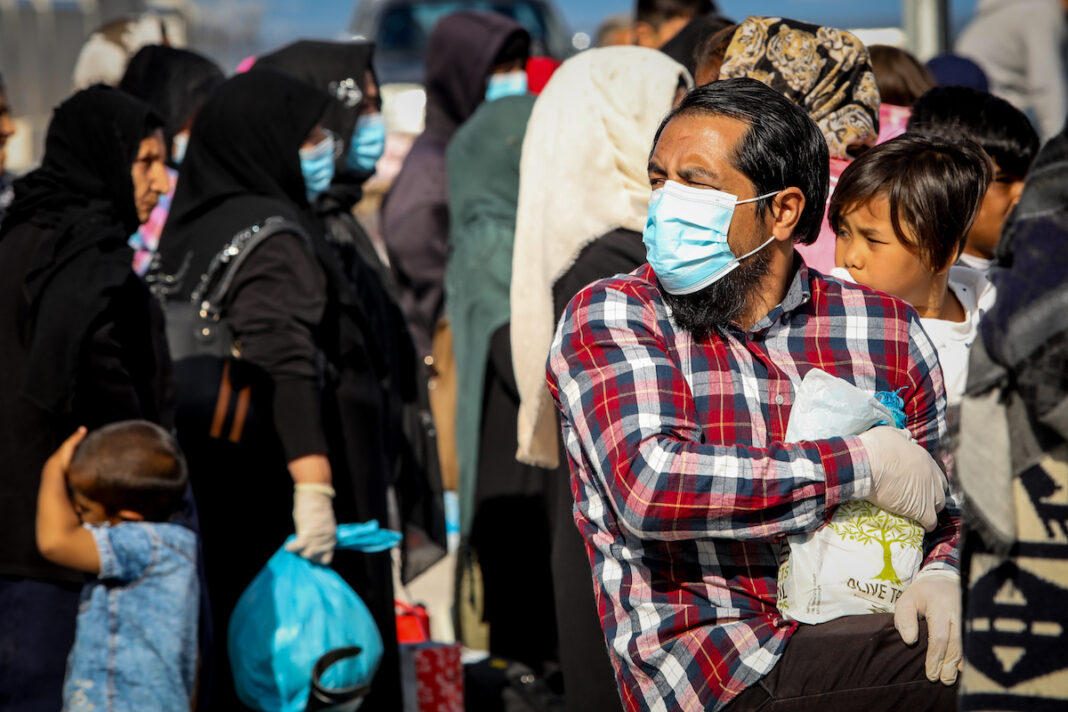 sygxrones-antimetanasteytikes-politikes