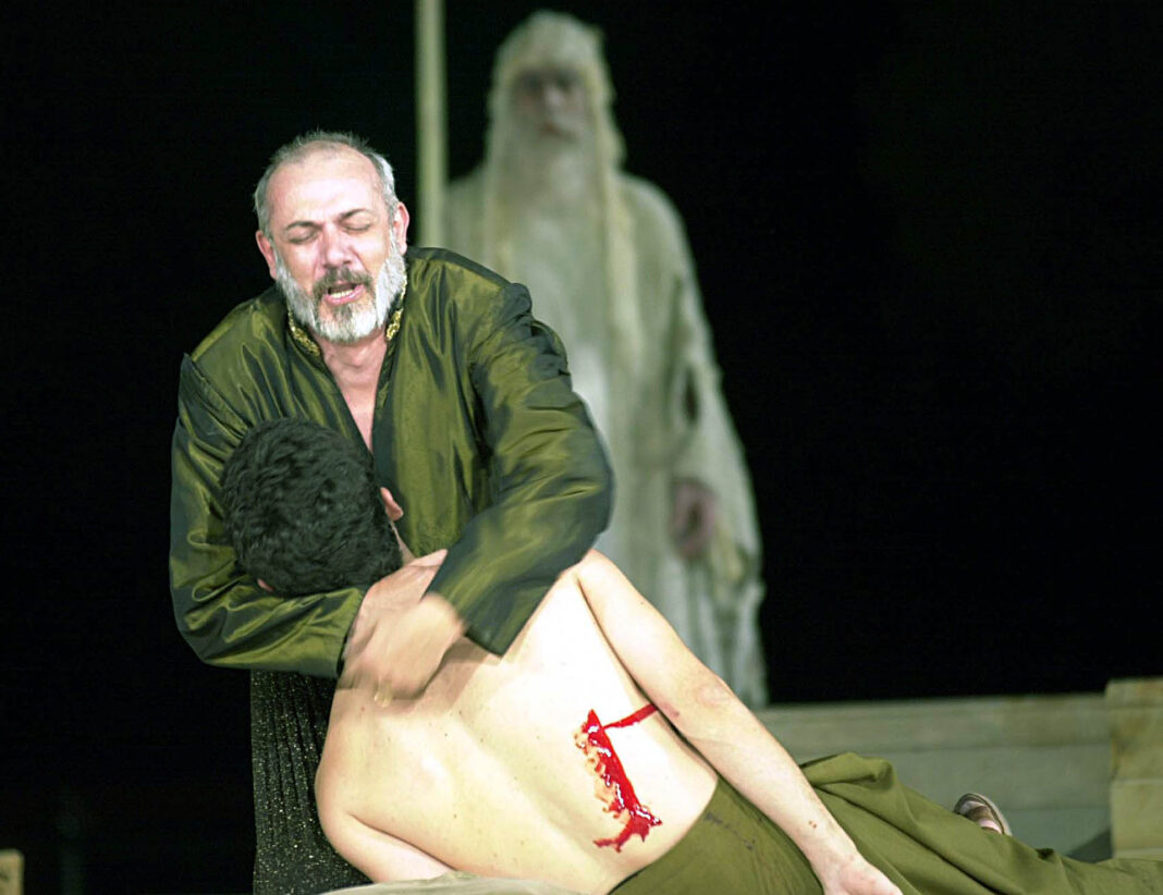 giorgos-kimoylis-mexri-ta-mesa-ioynioy-tha-ergazontai-oloi-ektos-apo-emas-theoreite-logi