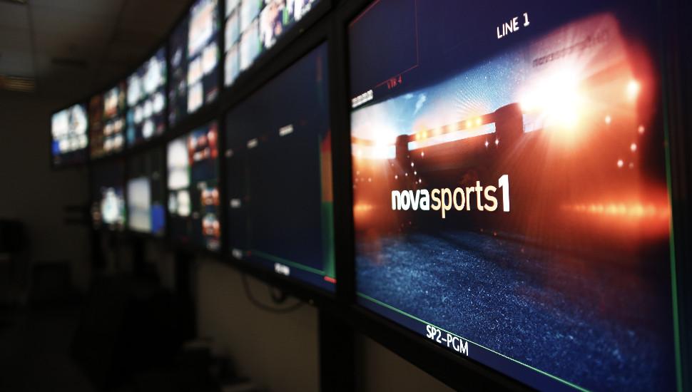 novasports-stigmes-ena-istoriko-taksidi-25-eton-stis-megales-stigmes-toy-ellinikoy-po