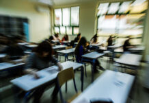 «Ανησυχώ»… το εφιαλτικό σενάριο της live τηλεκπαίδευσης