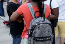 ΟΙΕΛΕ: Θέμα νομιμότητας από την ζωντανή μετάδοση μαθήματος από την τάξη