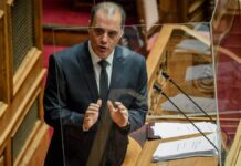 Ένταση με Βελόπουλο στη Βουλή: «Τον Τσιόδρα τον φυτέψατε εσείς»